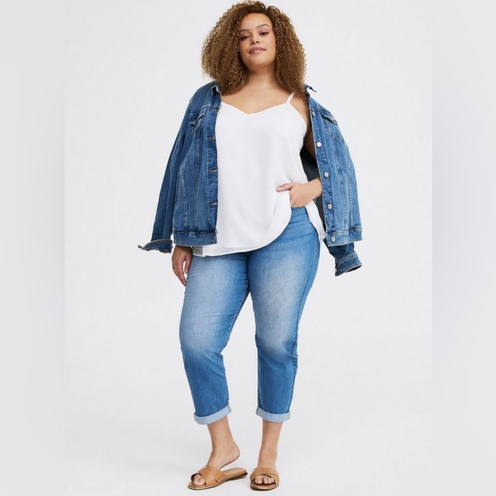 NWT Torrid Sophie Chiffon Swing Cami, Size 00 (M/L-10), Cloud Dancer